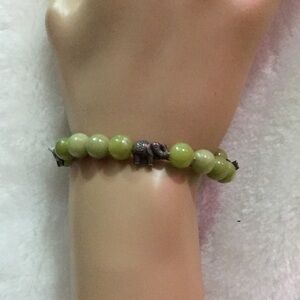 Elegant Green Beaded Bracelet